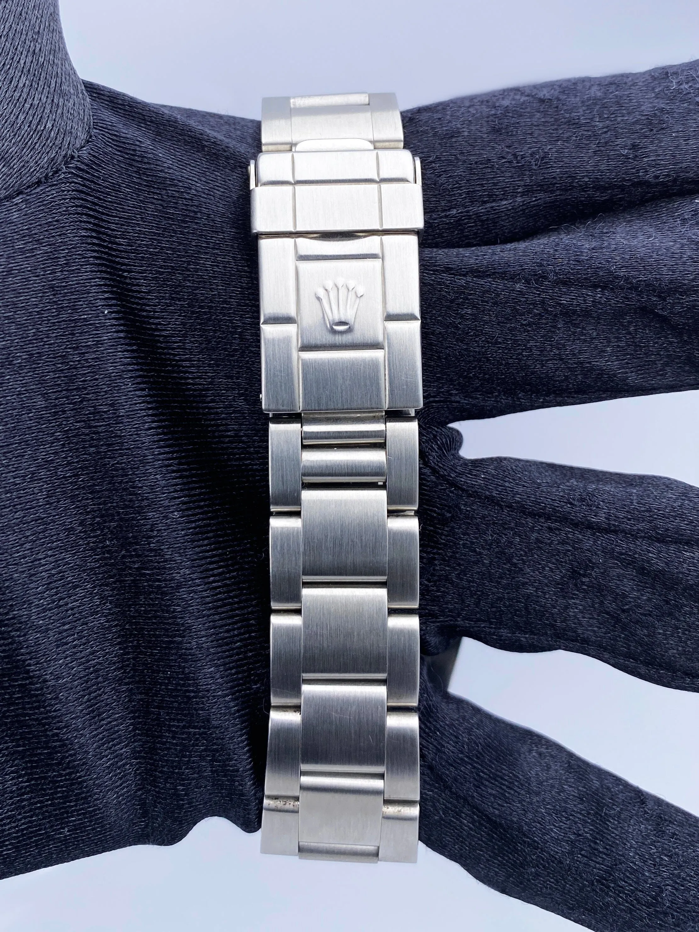 Rolex GMT Master II 16710 Pepsi Bezel Mens Watch Box Papers