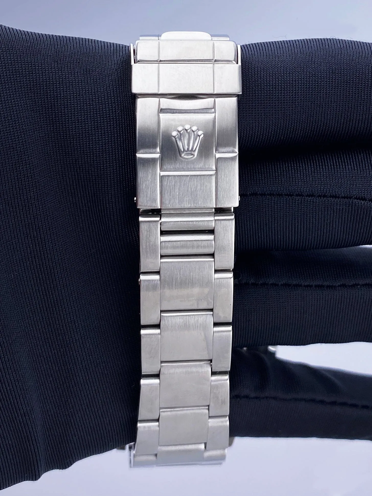 Rolex GMT Master II 16710 Pepsi Bezel Mens Watch