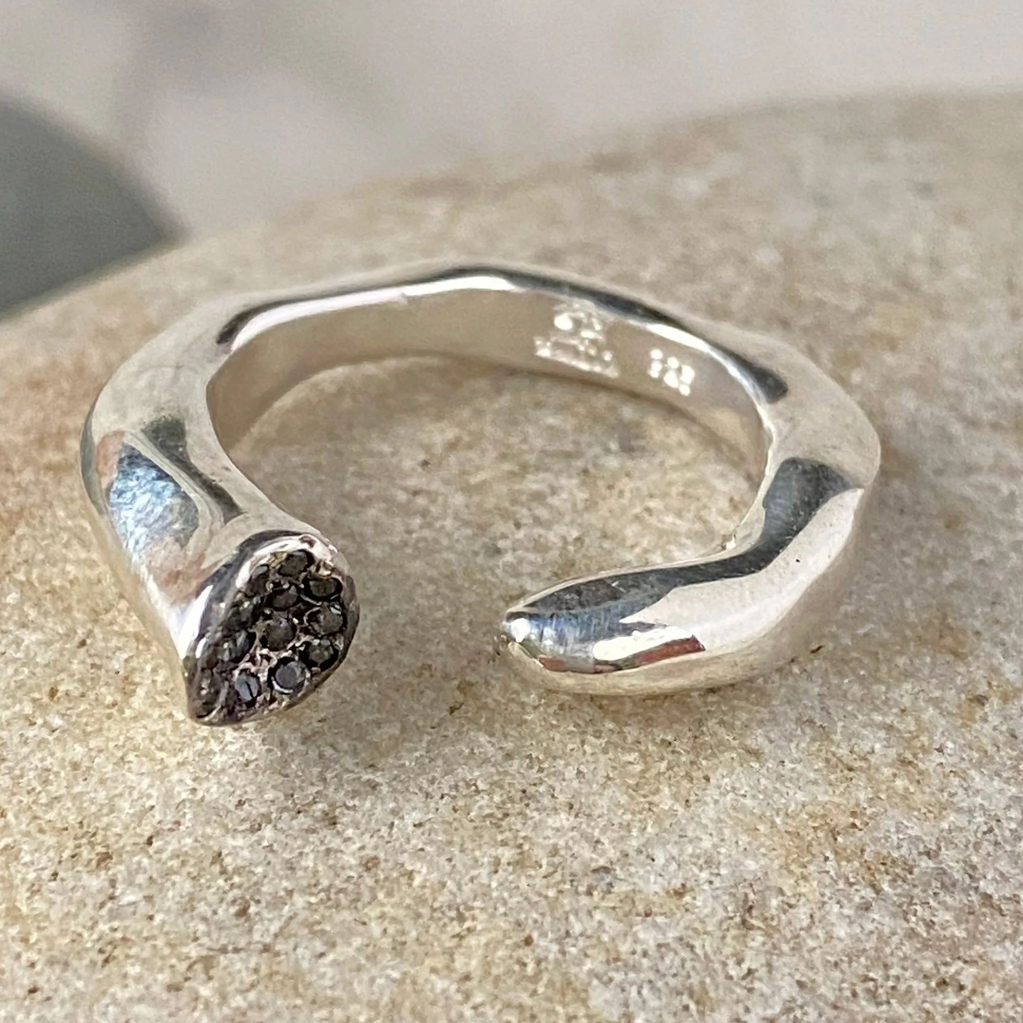 Rosa Maria Briza Silver Ring w/Black Diamonds