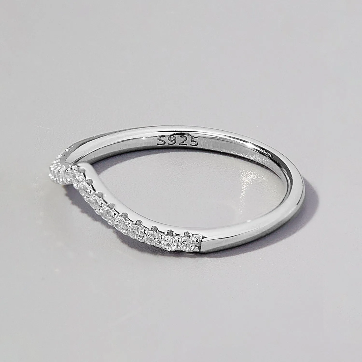 S925 Sterling Silver Chevron Ring with Zircon Accents
