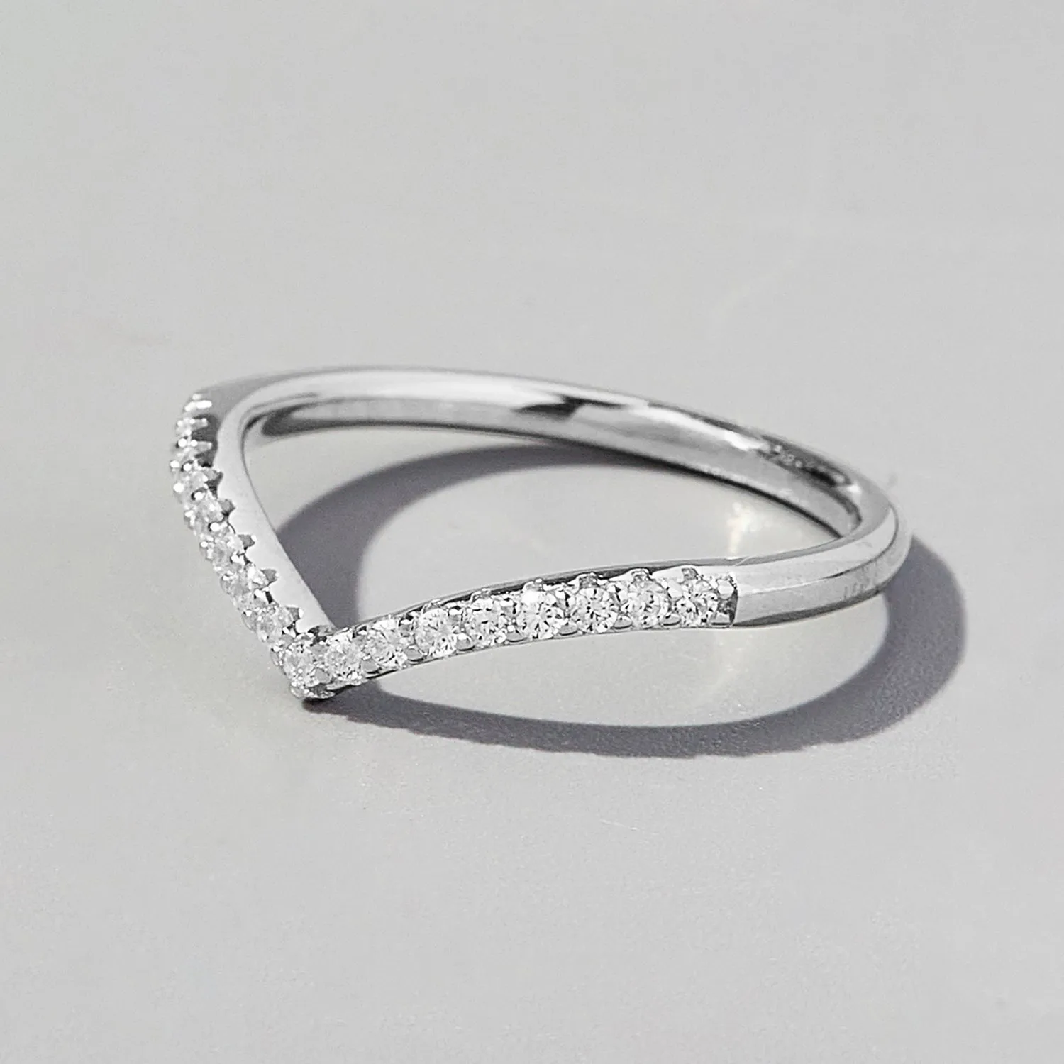 S925 Sterling Silver Chevron Ring with Zircon Accents