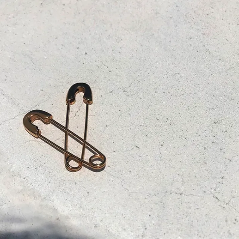 SAFETY PIN EARRINGS