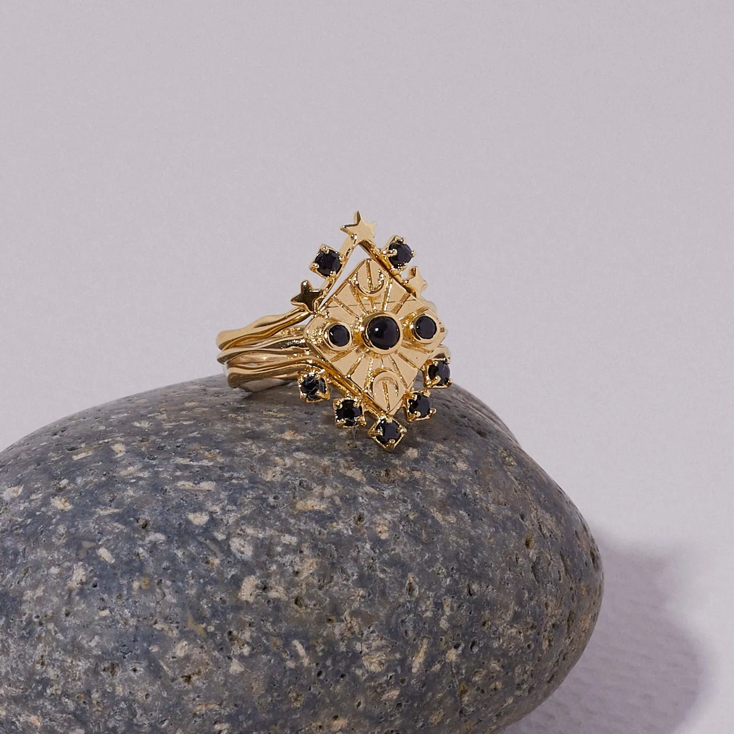 Siggy Ring in Black Spinel