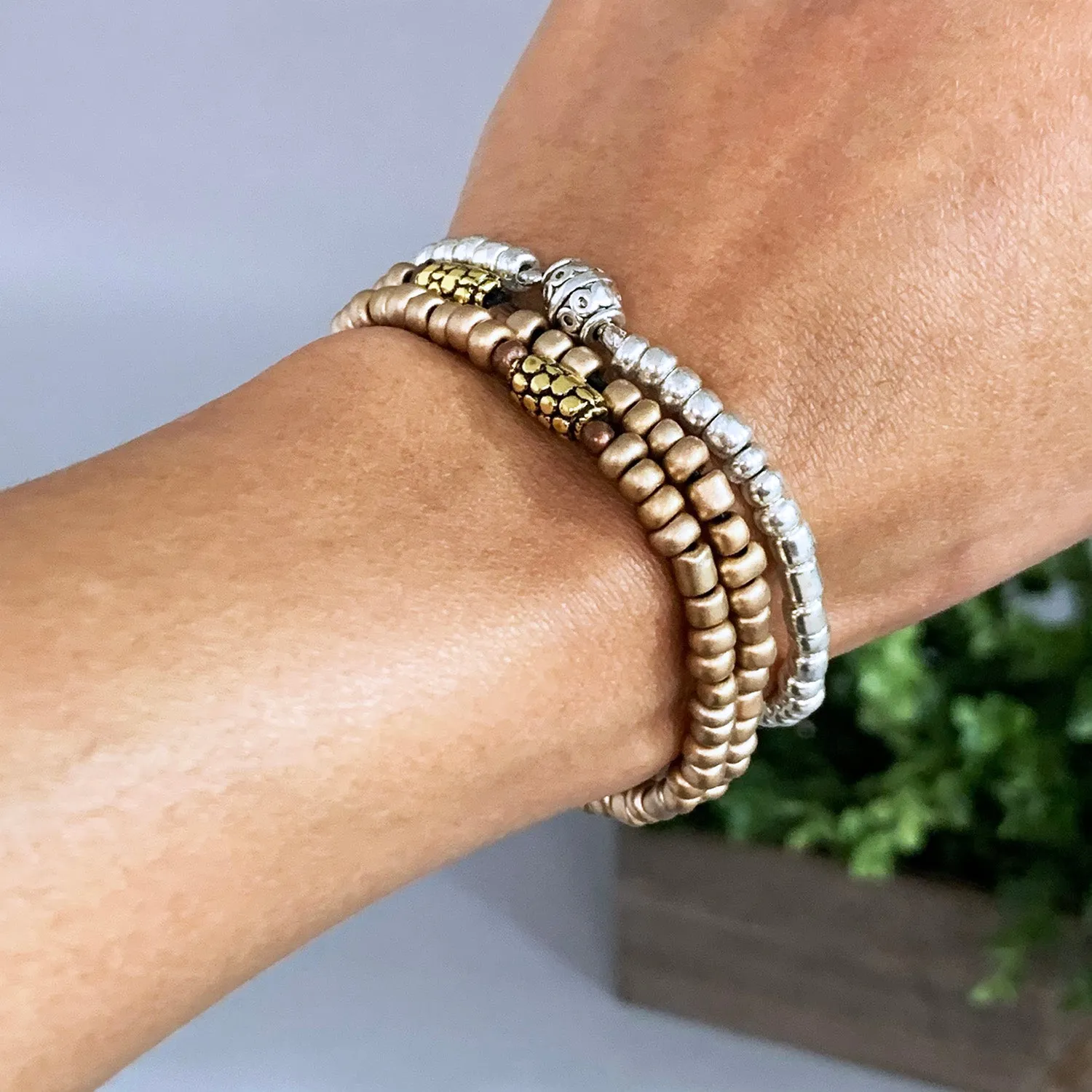 Silver Glass Beads With Center Piece Bracelet | ALPHONSINA