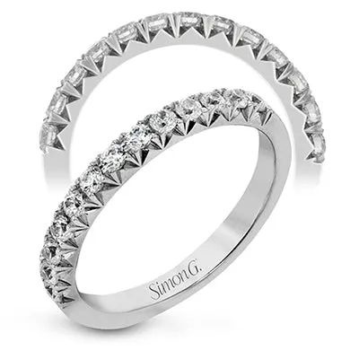Simon G. Anniversary Ring in 18k Gold with Diamonds