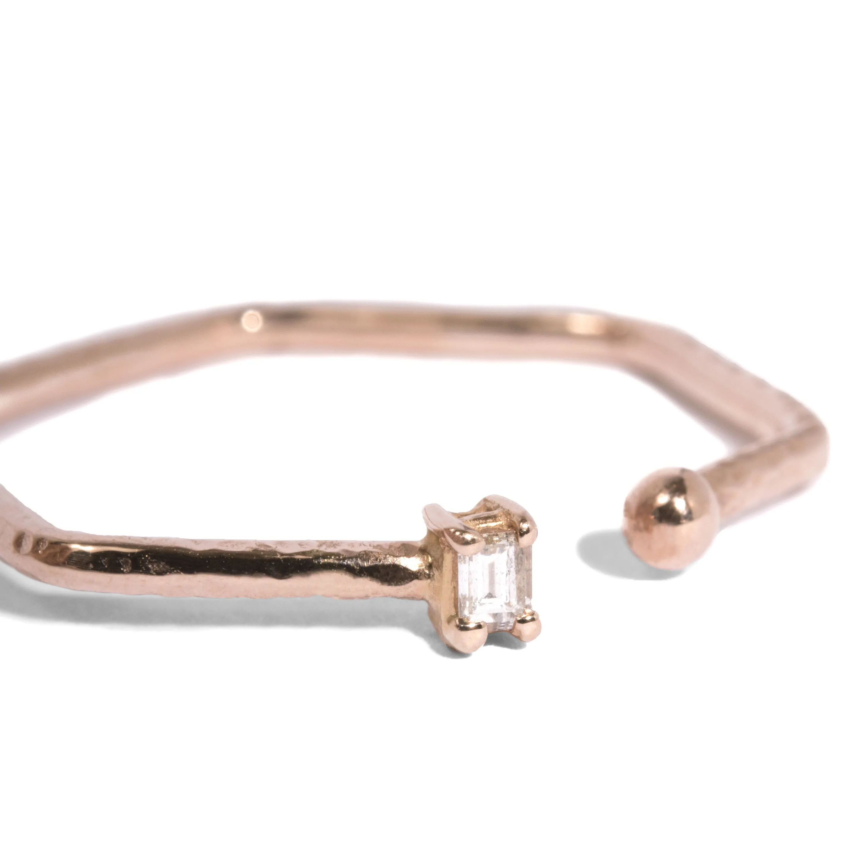 Single Baguette 6-Sided Open Ring