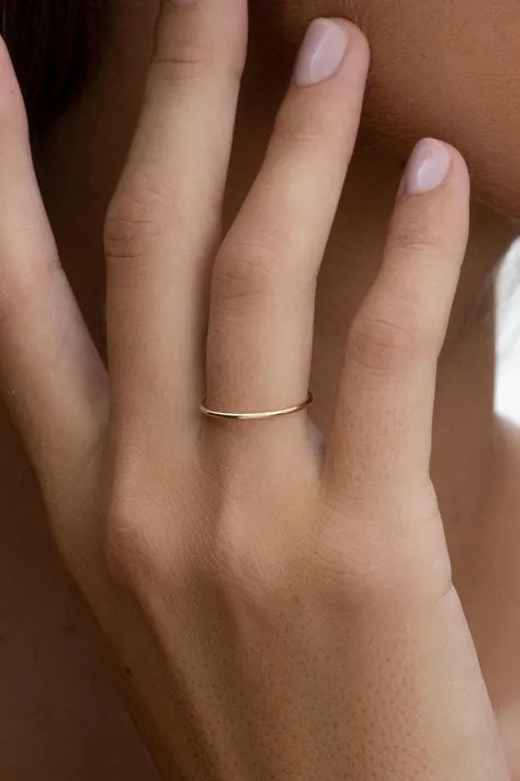 Slim Sally Gold Band