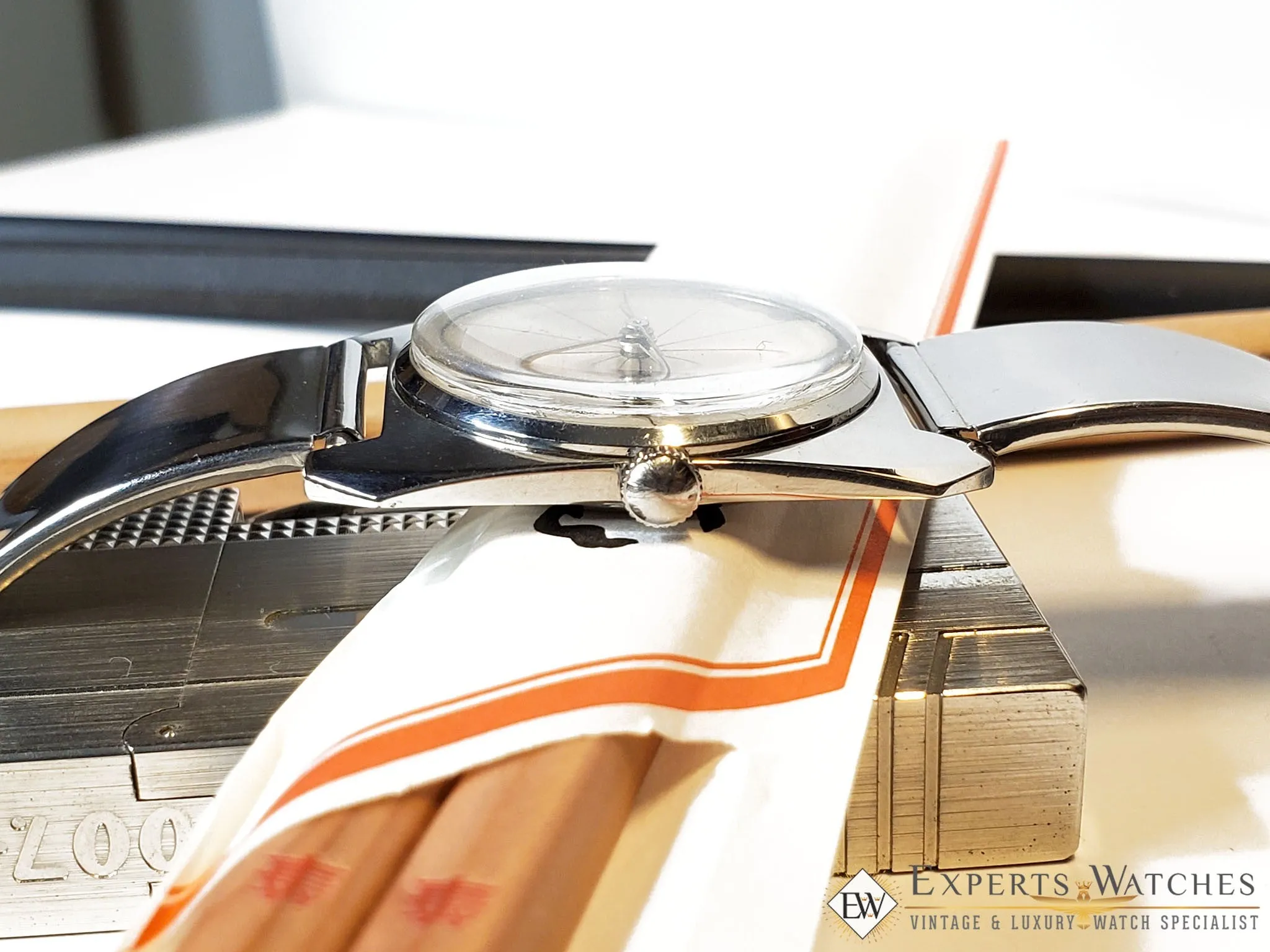 SOLD!!   Vintage 1960's Seiko SkyLiner 6220-7990 21J DiaShock Ultra Thin 6200B Manual Box