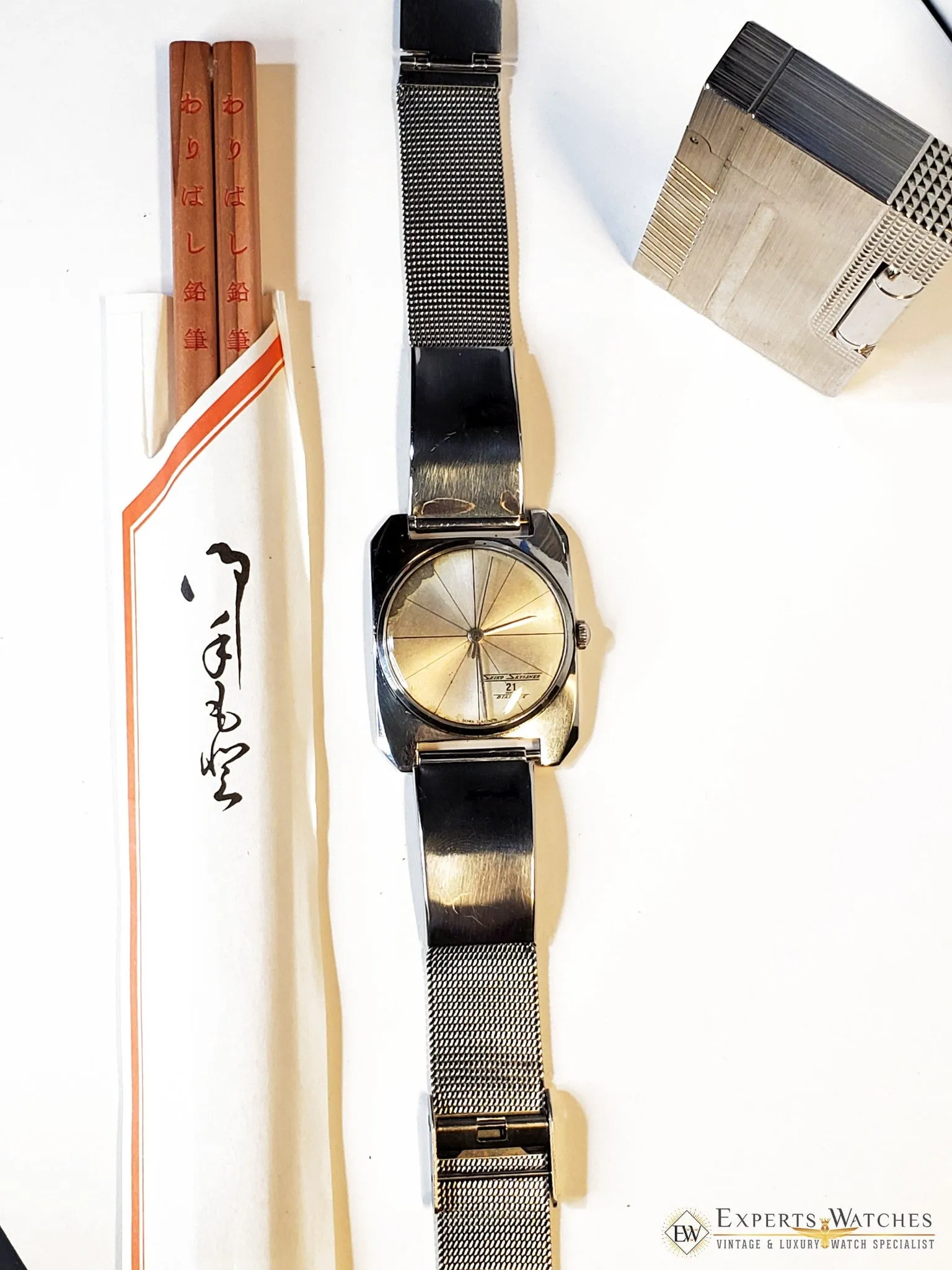 SOLD!!   Vintage 1960's Seiko SkyLiner 6220-7990 21J DiaShock Ultra Thin 6200B Manual Box