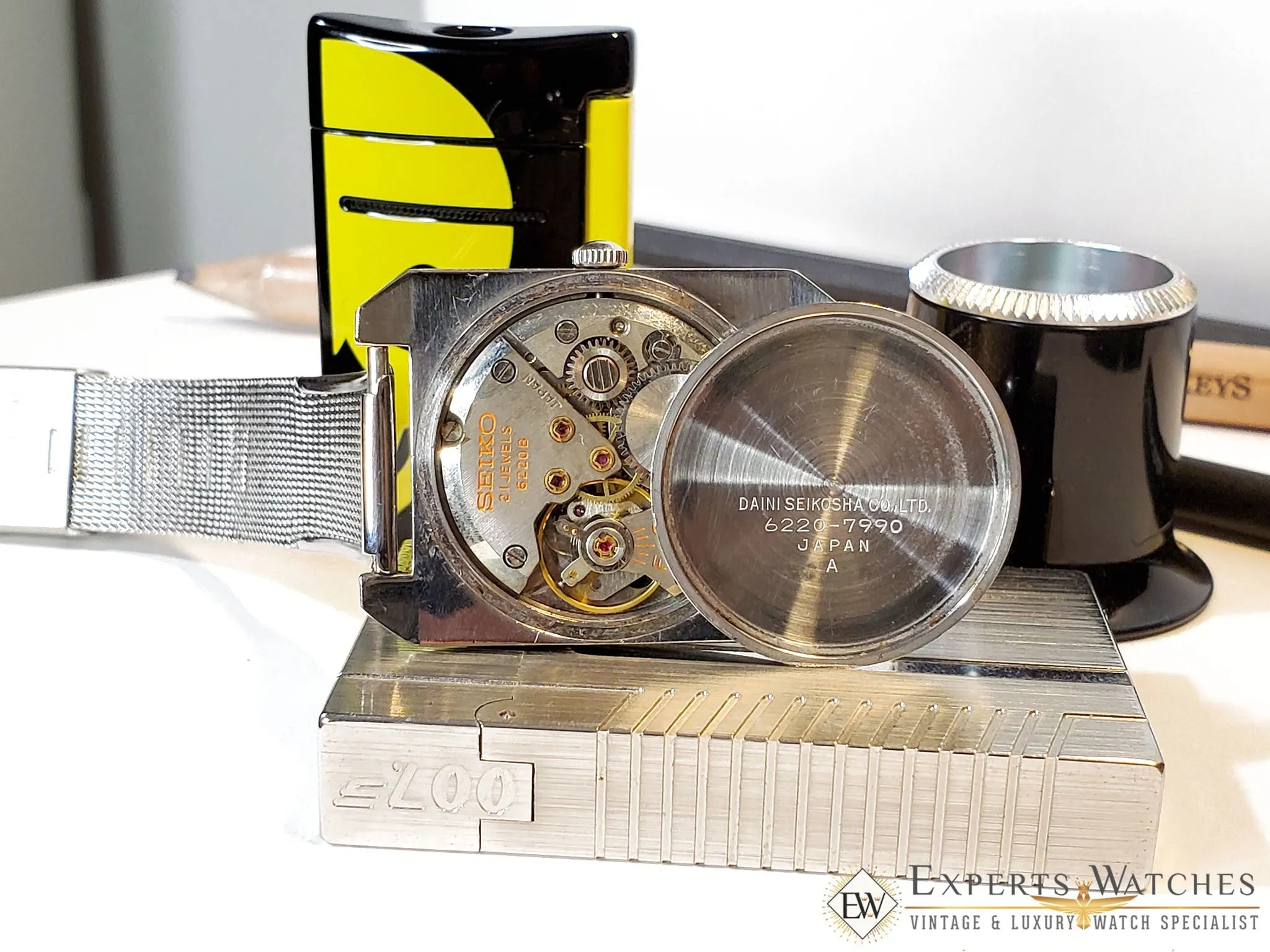 SOLD!!   Vintage 1960's Seiko SkyLiner 6220-7990 21J DiaShock Ultra Thin 6200B Manual Box