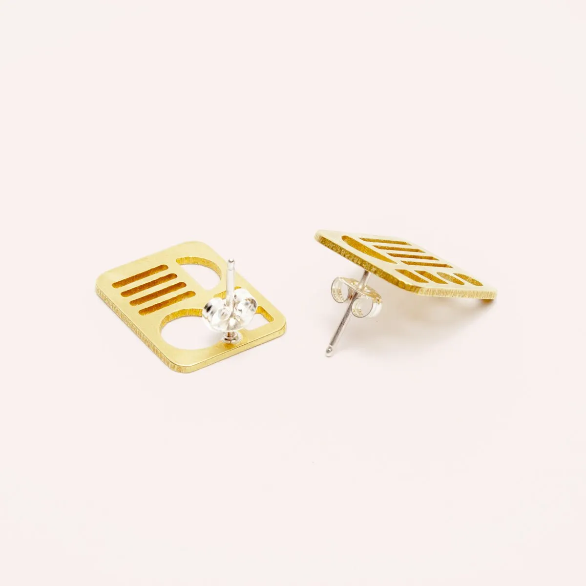 Sombra stud earrings