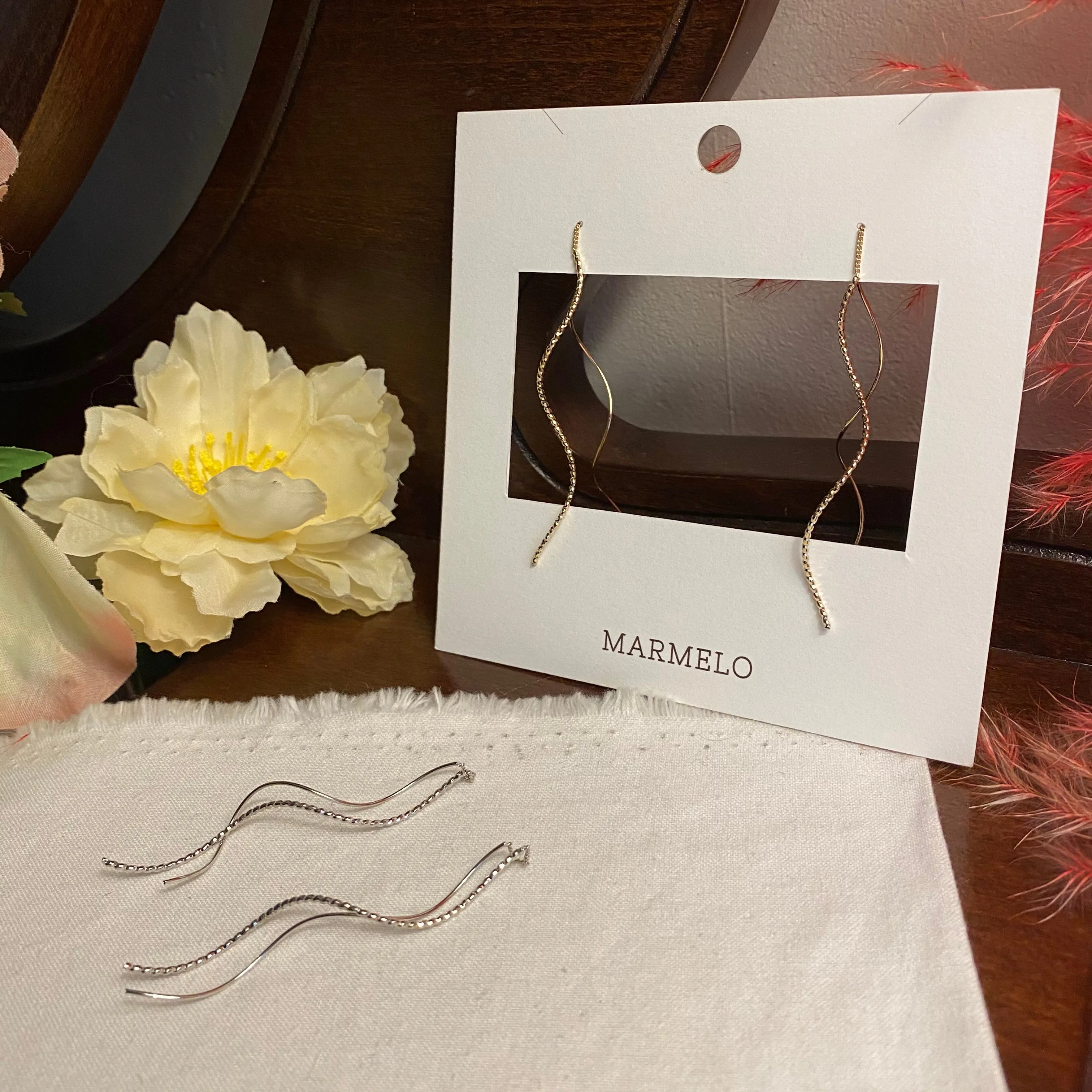 Stunning Spiral Threader earrings
