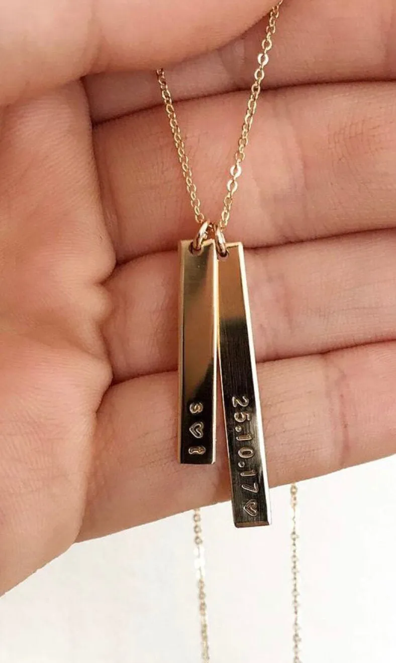 THE CHARLIE BAR NECKLACE