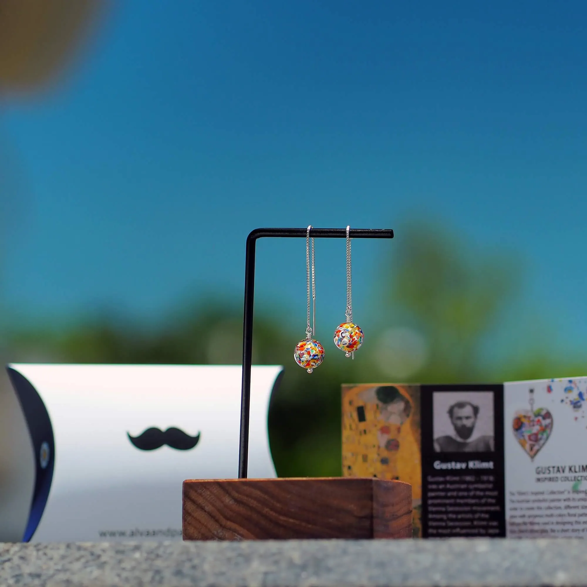 The Kiss Gold Threader Earrings