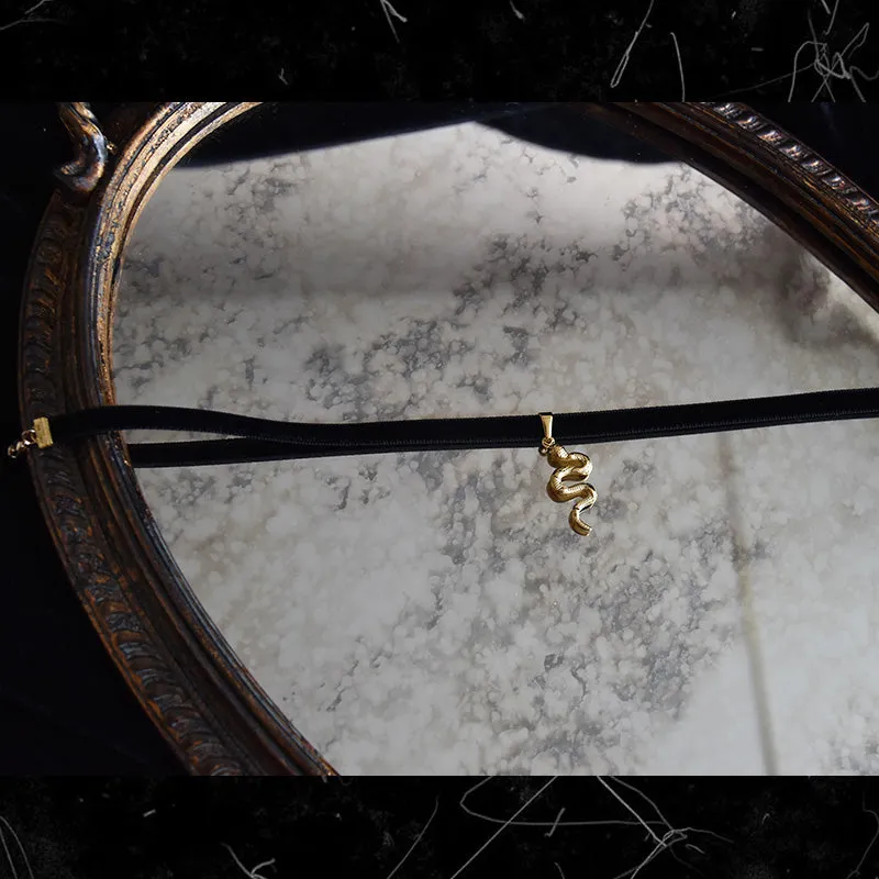 Velvet-Toned Golden Metal Snake Choker Necklace