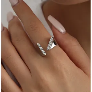 Vienna 18K Open CZ Irregular Ring