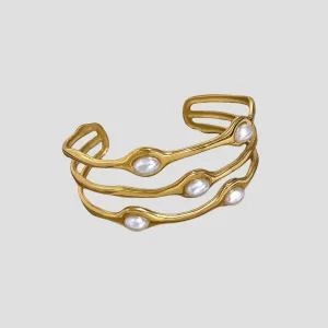 Wavy Perlita 18k Gold Cuff Bracelet